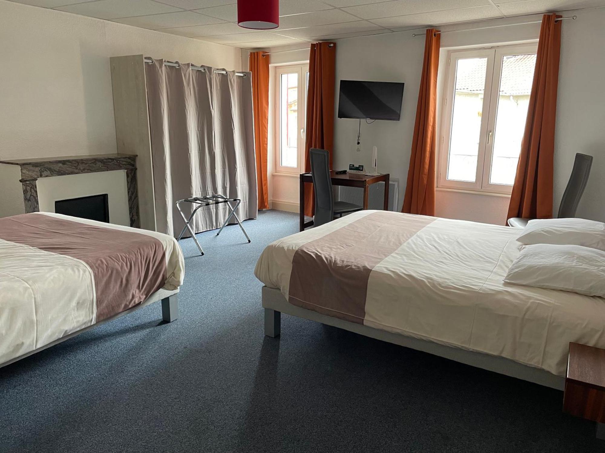 Logis Hotel Restaurant Des Voyageurs Saint-Paulien Eksteriør bilde