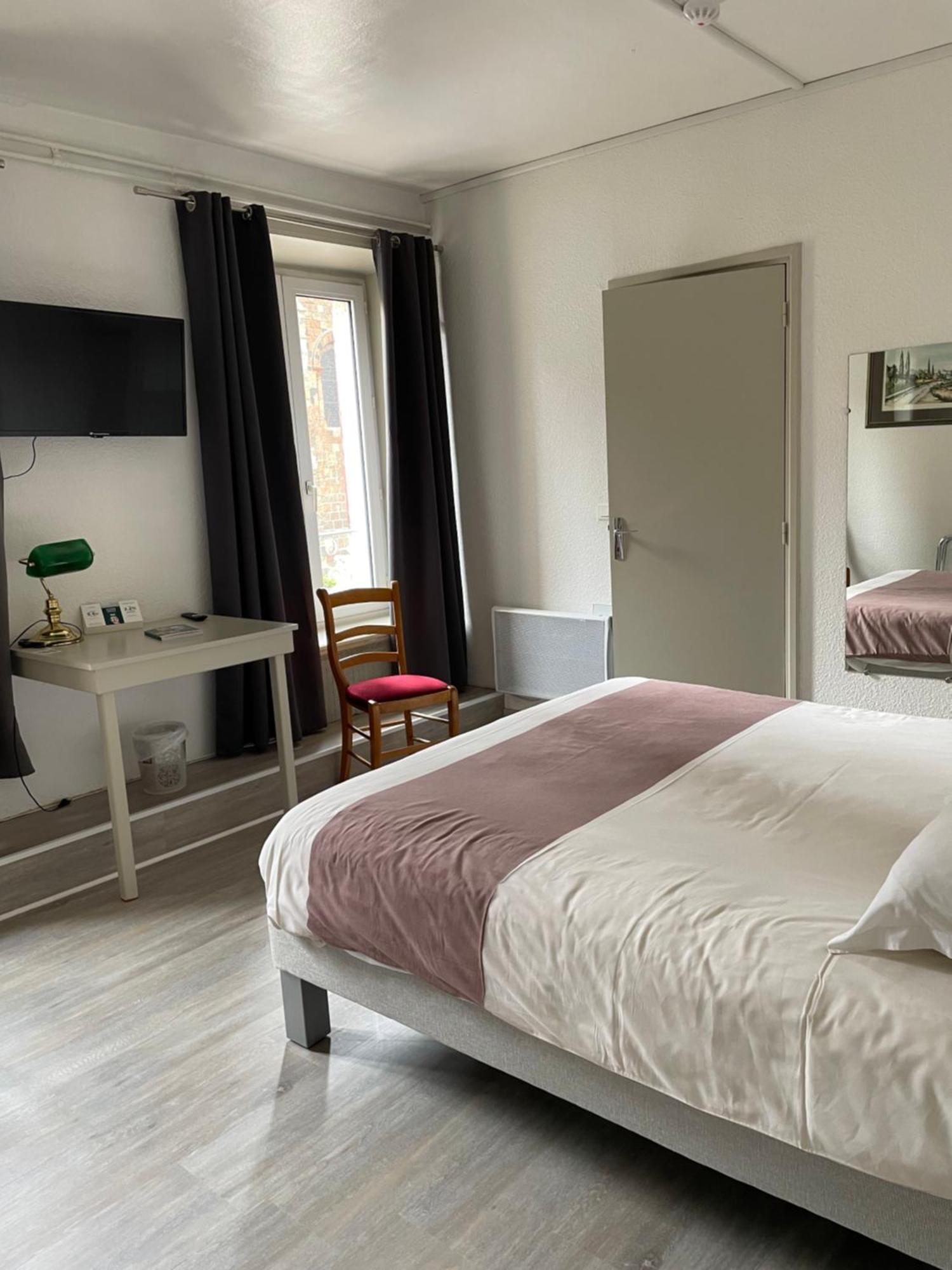 Logis Hotel Restaurant Des Voyageurs Saint-Paulien Eksteriør bilde