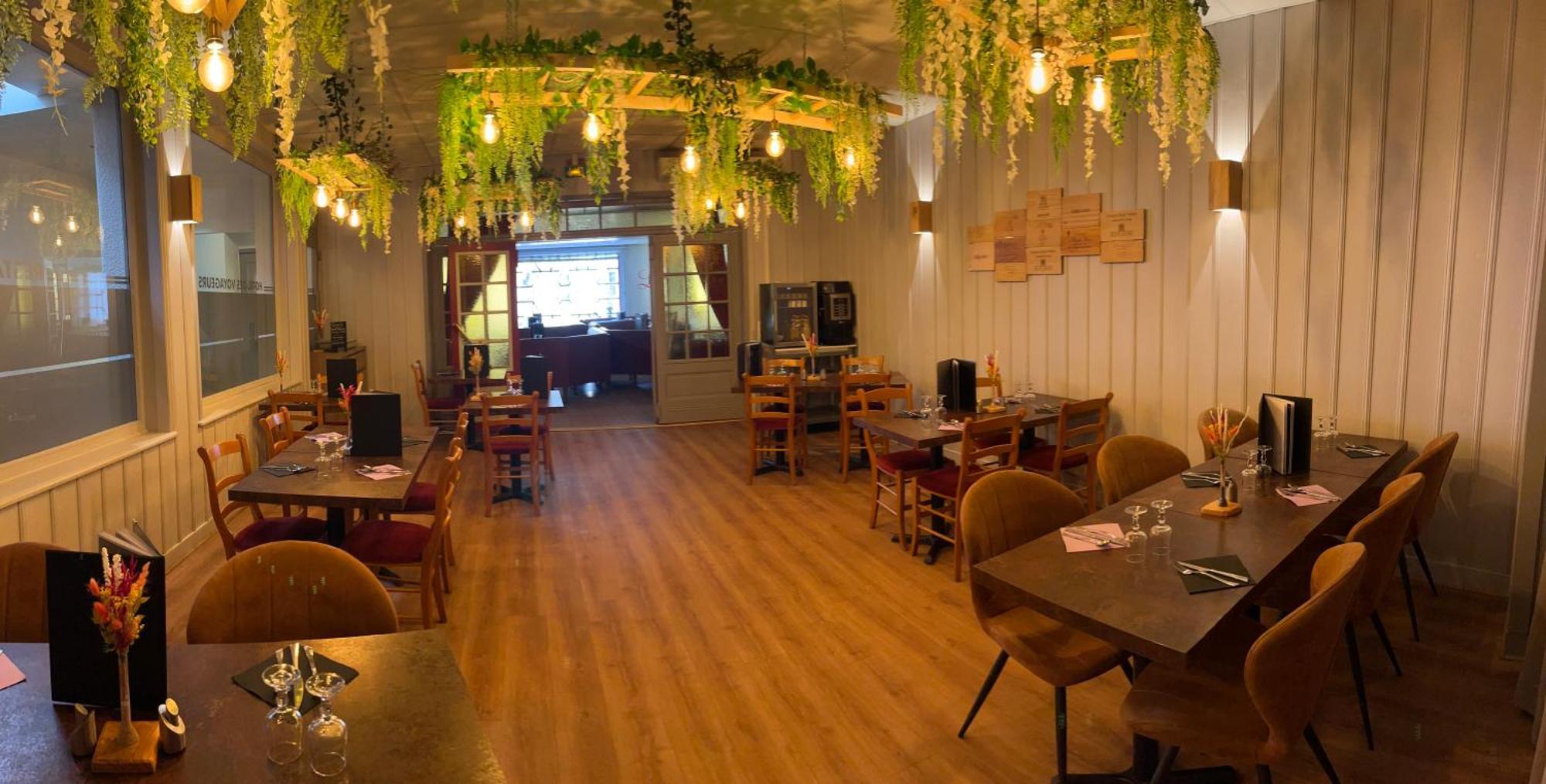Logis Hotel Restaurant Des Voyageurs Saint-Paulien Eksteriør bilde